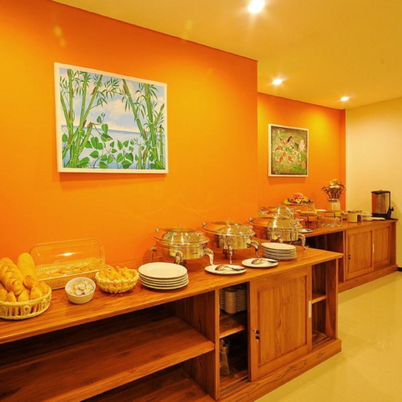 Pratama Hotel & Convention Mataram Exterior photo